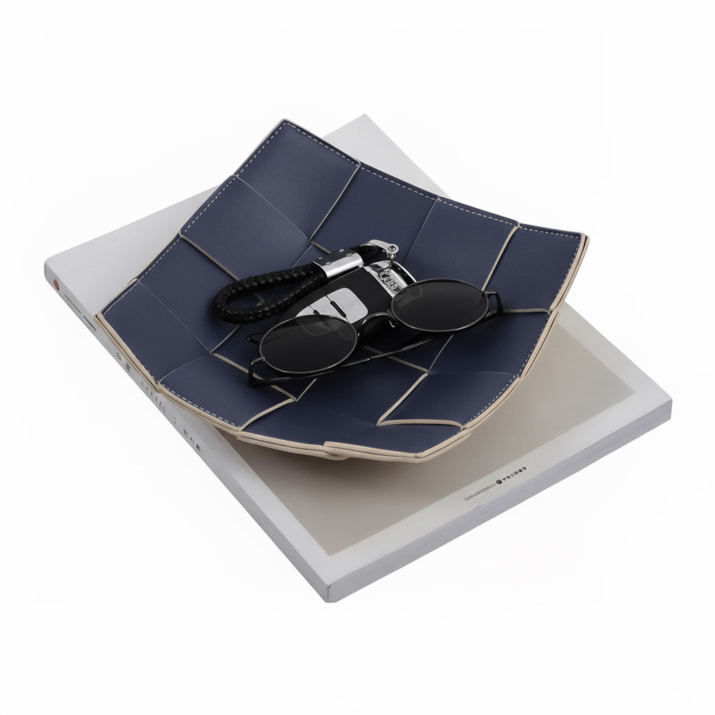 Porta Trecos de Couro Azul Trançado - Organização com Estilo